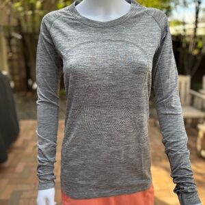 Lululemon Long Sleeve Size 10